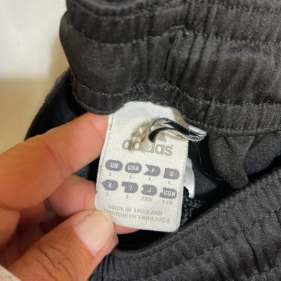 Adidas Large Shorts & (2) XL T Shirts Outfit - Picture 2 of 4